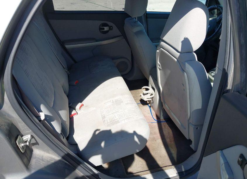 Photo 8 of 2005 Chevrolet Equinox LS (VIN 2CNDL23F256089861)