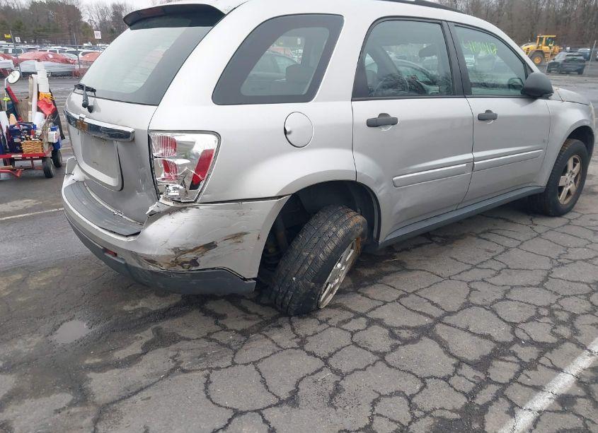 Photo 4 of 2008 Chevrolet Equinox LS (VIN 2CNDL23F286300562)