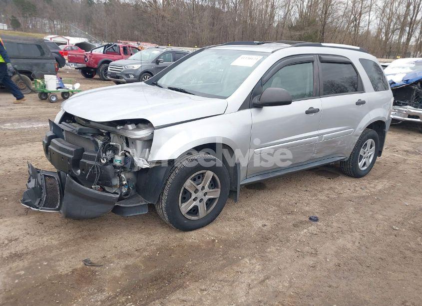 Photo 2 of 2005 Chevrolet Equinox LS (VIN 2CNDL23F556014930)