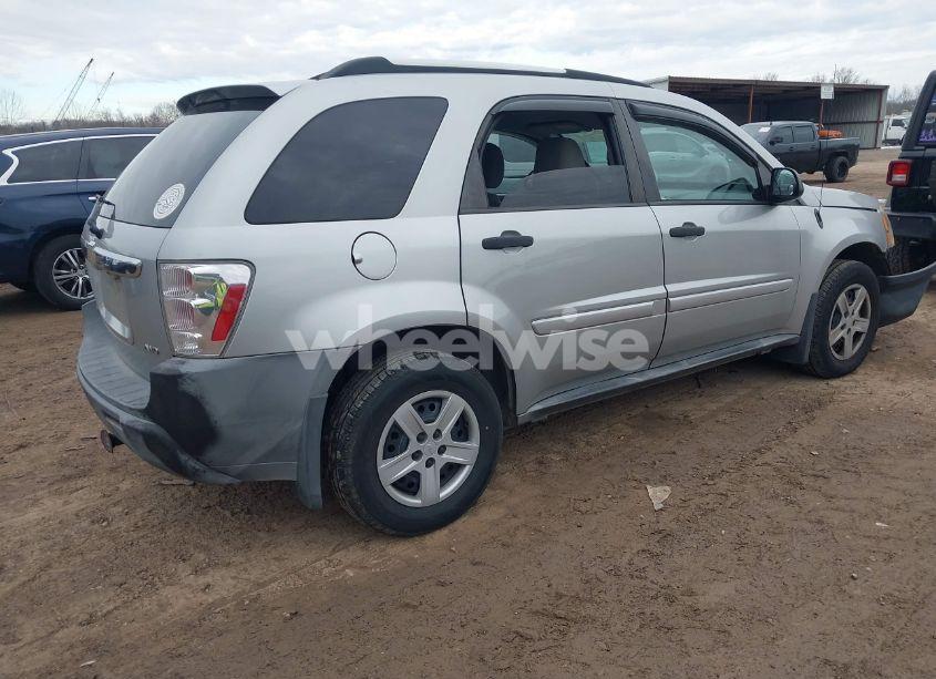 Photo 4 of 2005 Chevrolet Equinox LS (VIN 2CNDL23F556014930)