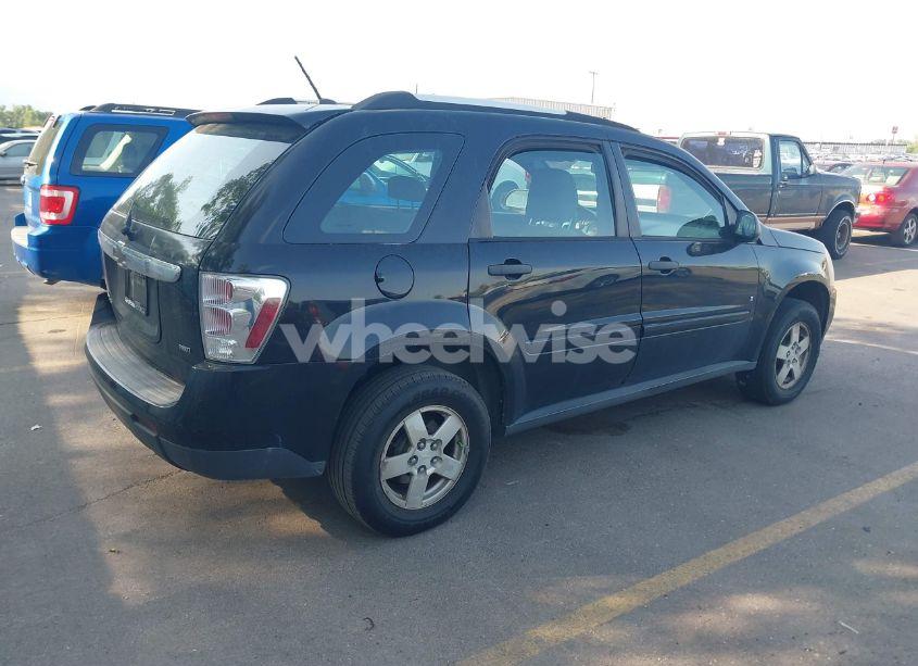 Photo 4 of 2007 Chevrolet Equinox LS (VIN 2CNDL23F576113007)