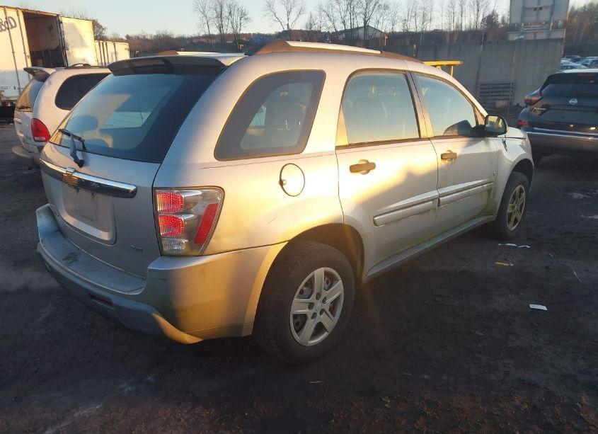Photo 4 of 2006 Chevrolet Equinox LS (VIN 2CNDL23F866211818)