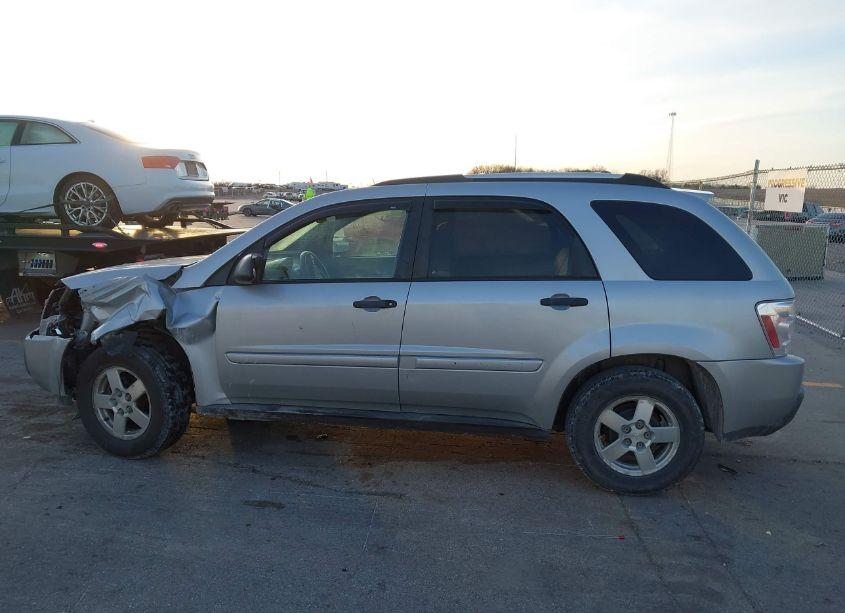 Photo 13 of 2005 Chevrolet Equinox LS (VIN 2CNDL23FX56092863)