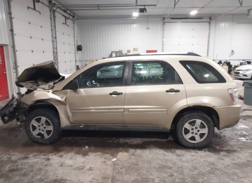 Photo 13 of 2006 Chevrolet Equinox LS (VIN 2CNDL23FX66205437)