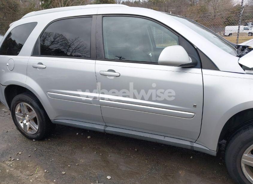 Photo 13 of 2009 Chevrolet Equinox LT (VIN 2CNDL33F796210377)