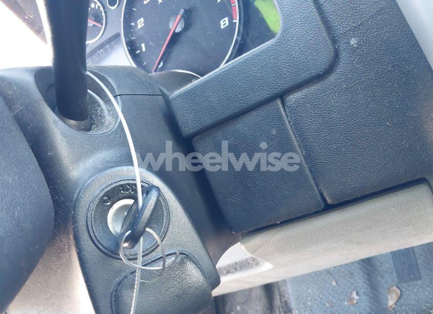 Photo 11 of 2009 Chevrolet Equinox LT (VIN 2CNDL33F996242599)