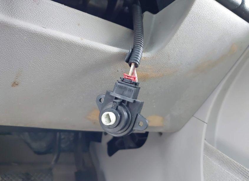 Photo 12 of 2009 Chevrolet Equinox LT (VIN 2CNDL33FX96201883)