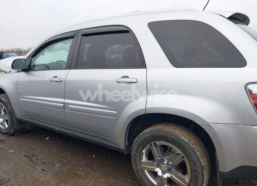 Photo 15 of 2009 Chevrolet Equinox LT (VIN 2CNDL43F996209818)