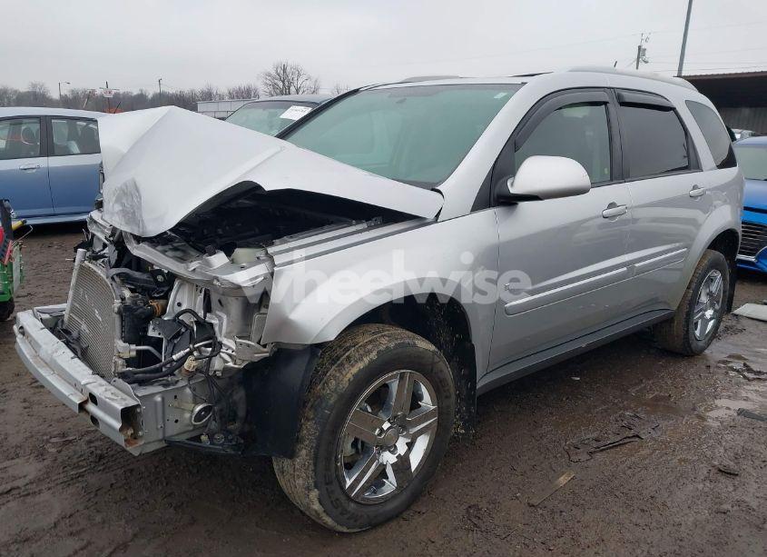 Photo 2 of 2009 Chevrolet Equinox LT (VIN 2CNDL43F996209818)