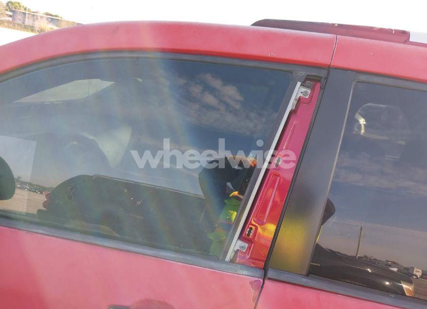 Photo 12 of 2005 Chevrolet Equinox LT (VIN 2CNDL63F056174947)