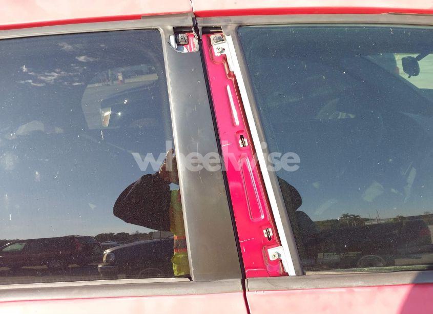 Photo 13 of 2005 Chevrolet Equinox LT (VIN 2CNDL63F056174947)