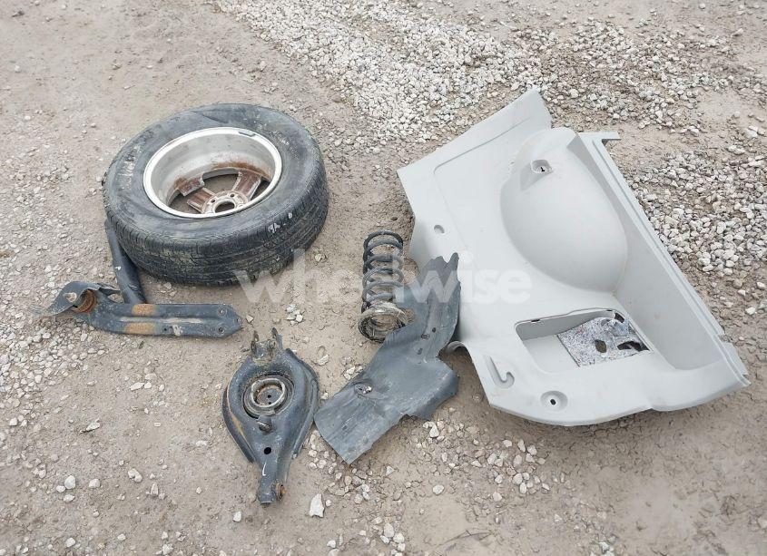 Photo 12 of 2006 Chevrolet Equinox LT (VIN 2CNDL63F066082383)