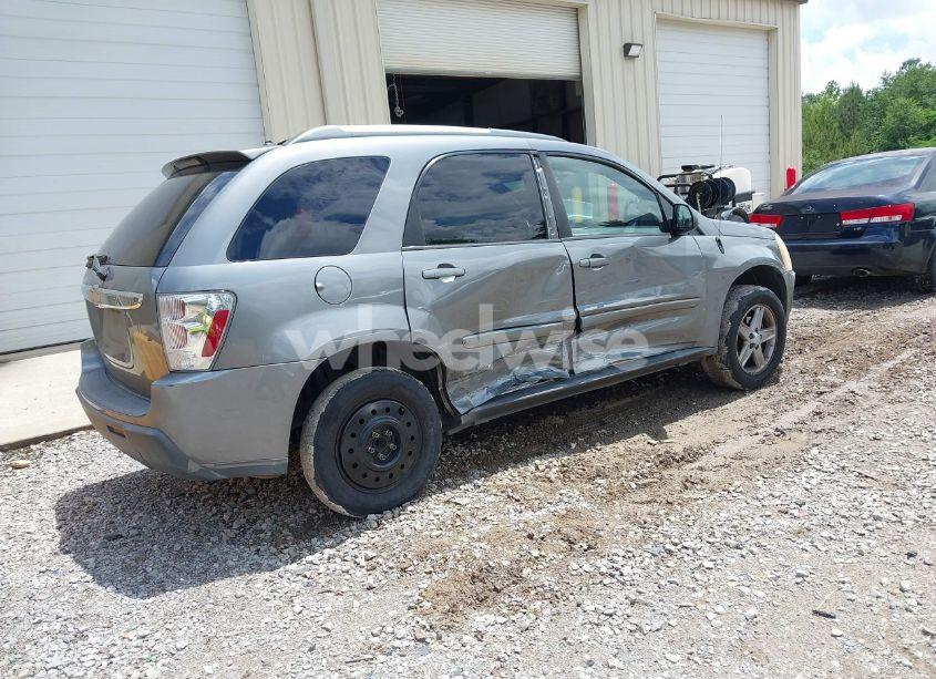 Photo 4 of 2005 Chevrolet Equinox LT (VIN 2CNDL63F156179056)