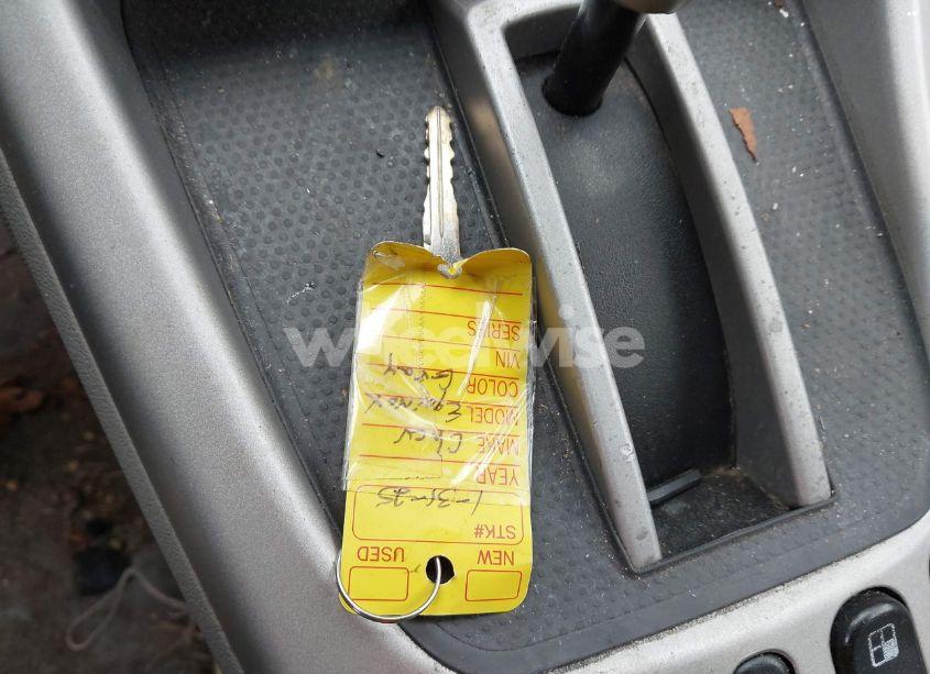 Photo 11 of 2006 Chevrolet Equinox LT (VIN 2CNDL63F166142400)