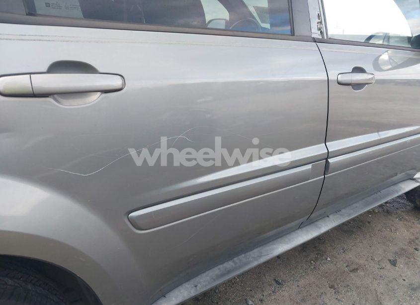 Photo 21 of 2005 Chevrolet Equinox LT (VIN 2CNDL63F456002436)