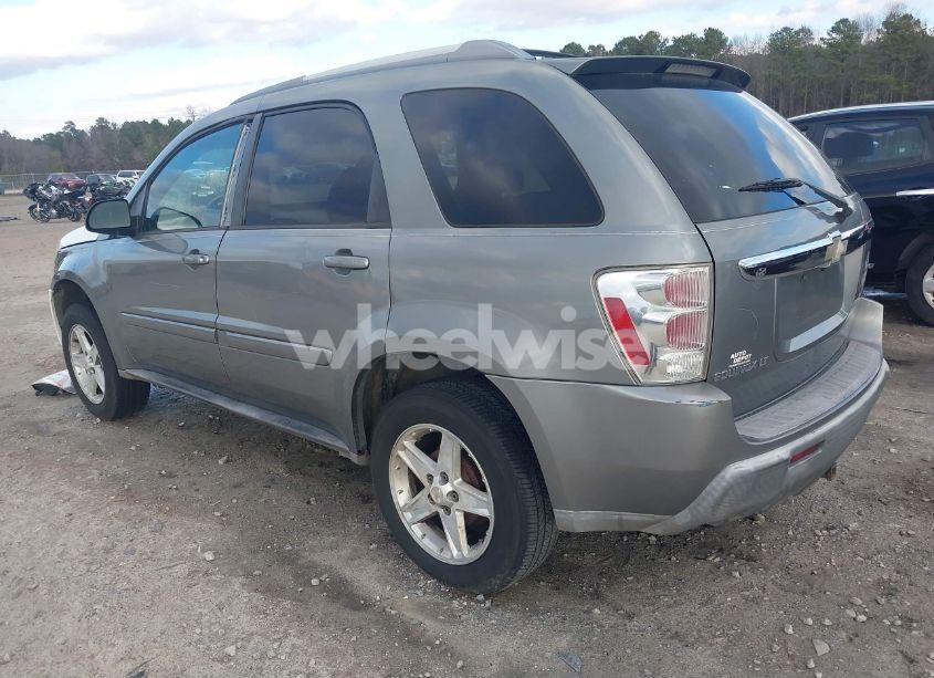 Photo 3 of 2005 Chevrolet Equinox LT (VIN 2CNDL63F456002436)