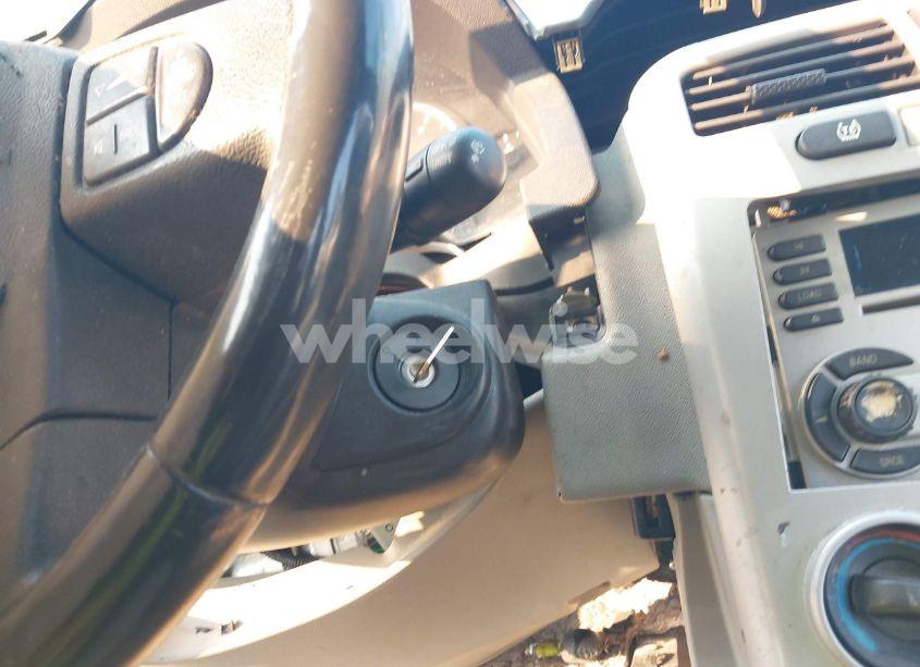 Photo 11 of 2005 Chevrolet Equinox LT (VIN 2CNDL63F456175972)