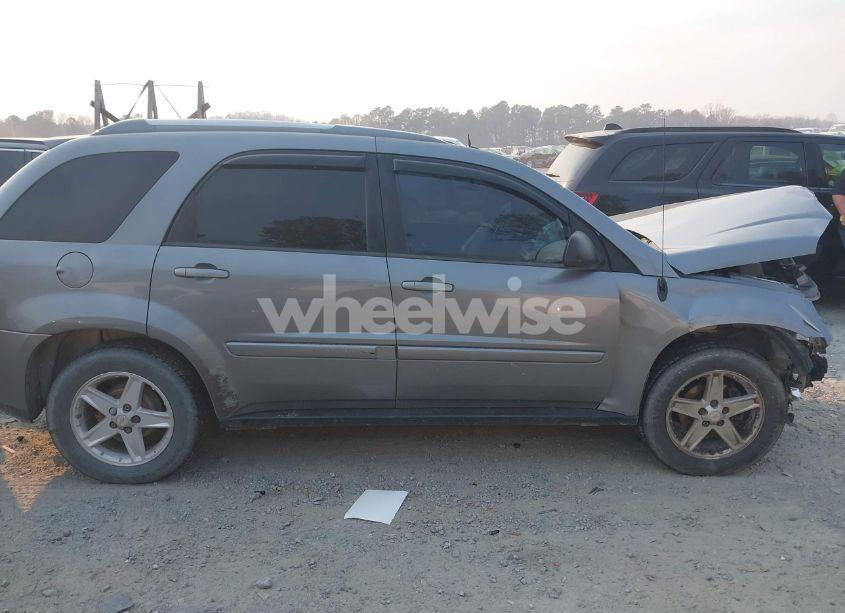 Photo 13 of 2005 Chevrolet Equinox LT (VIN 2CNDL63F456175972)