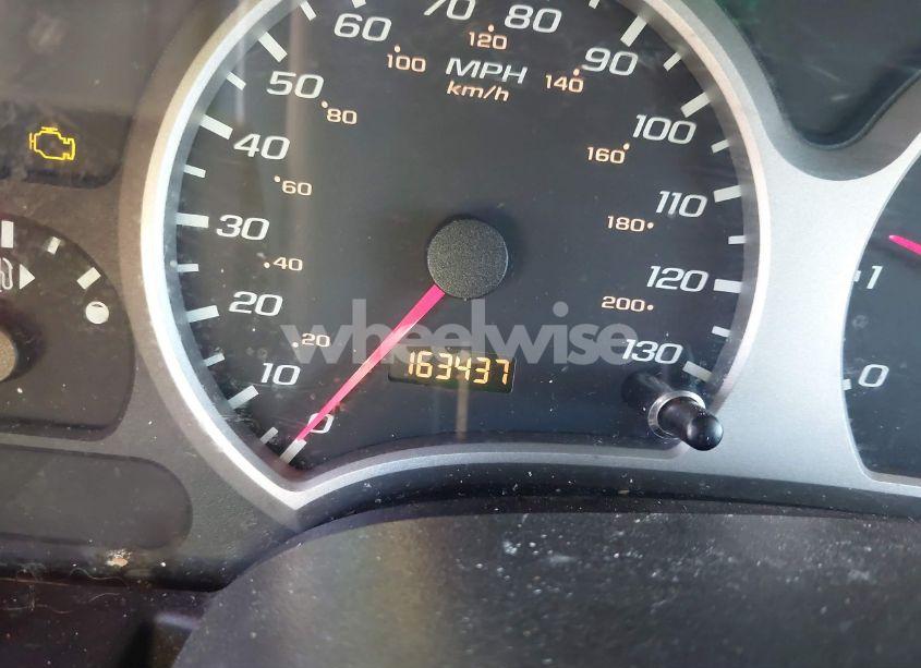 Photo 15 of 2005 Chevrolet Equinox LT (VIN 2CNDL63F456198975)