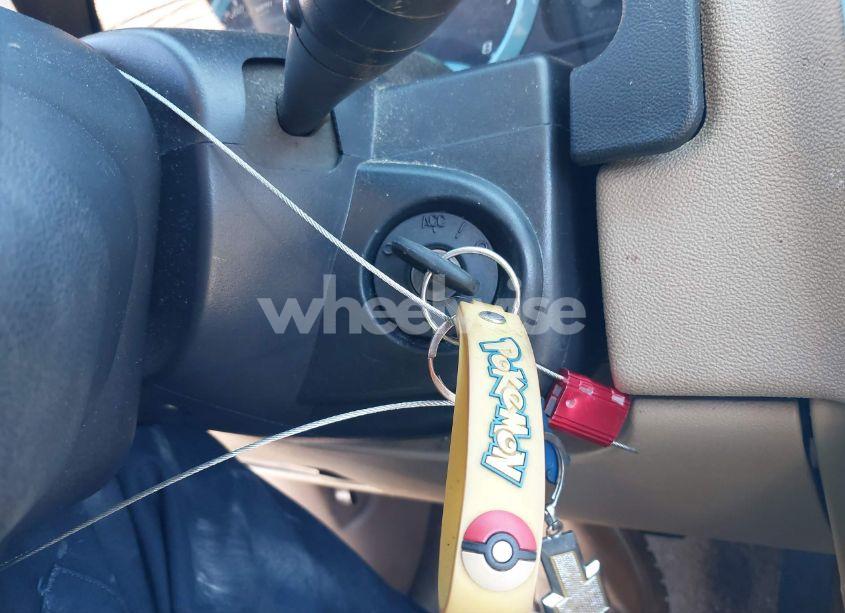 Photo 11 of 2005 Chevrolet Equinox LT (VIN 2CNDL63F656088963)