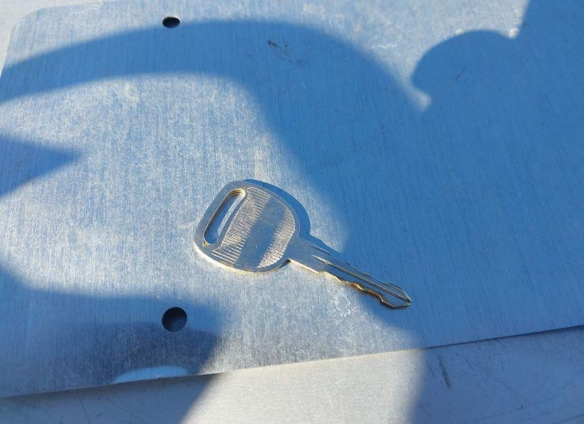 Photo 11 of 2005 Chevrolet Equinox LT (VIN 2CNDL63F956206861)