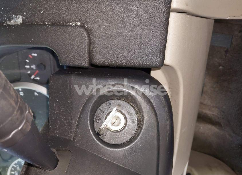 Photo 11 of 2006 Chevrolet Equinox LT (VIN 2CNDL63F966128101)