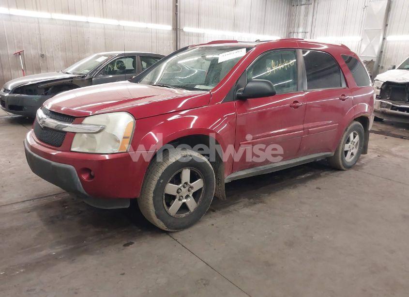 Photo 2 of 2005 Chevrolet Equinox LT (VIN 2CNDL73F156050224)
