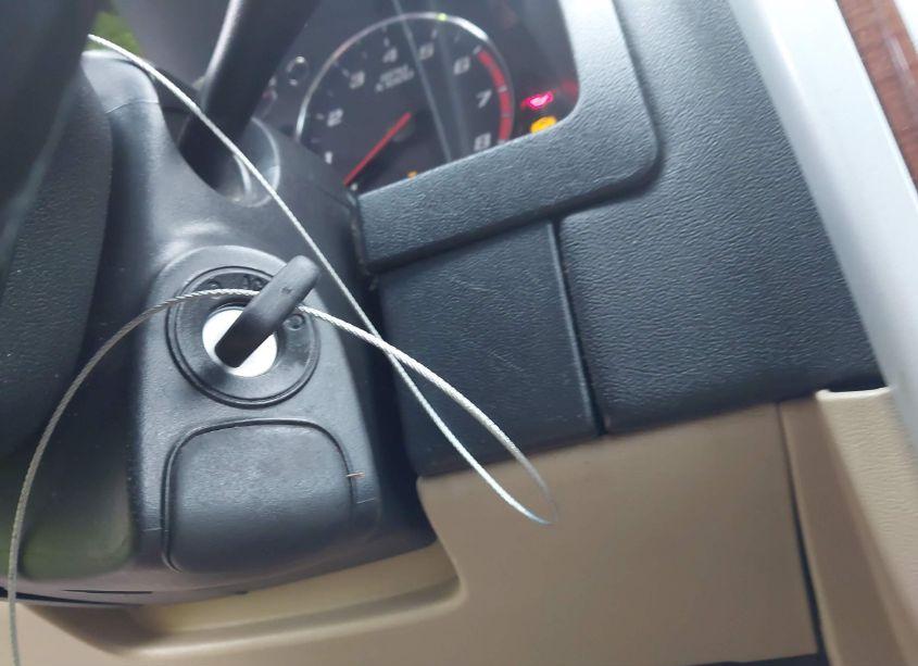 Photo 11 of 2007 Chevrolet Equinox LT (VIN 2CNDL73F276115987)