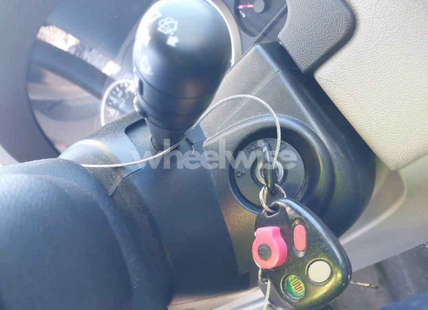 Photo 11 of 2005 Chevrolet Equinox LT (VIN 2CNDL73F356002952)