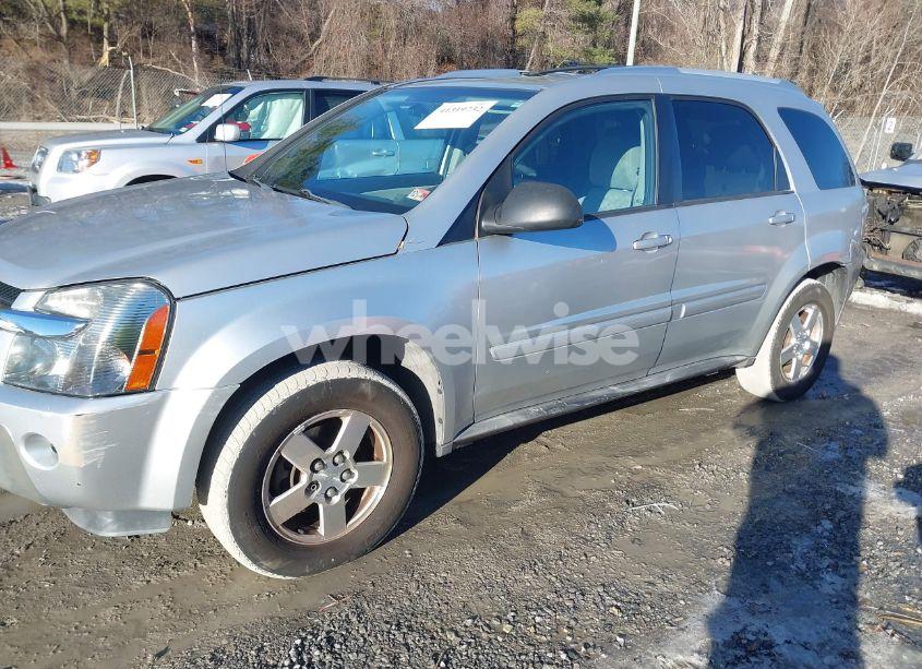 Photo 2 of 2005 Chevrolet Equinox LT (VIN 2CNDL73F356002952)