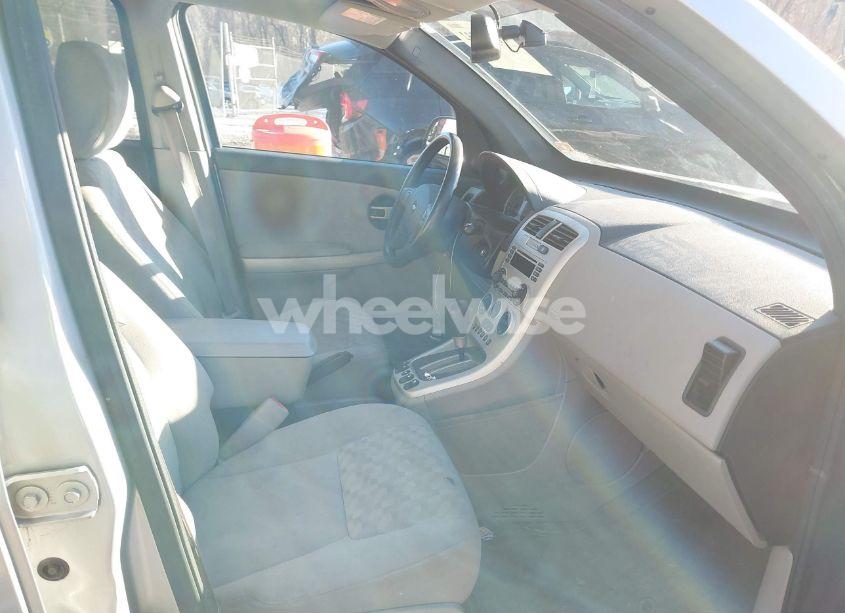 Photo 5 of 2005 Chevrolet Equinox LT (VIN 2CNDL73F356002952)