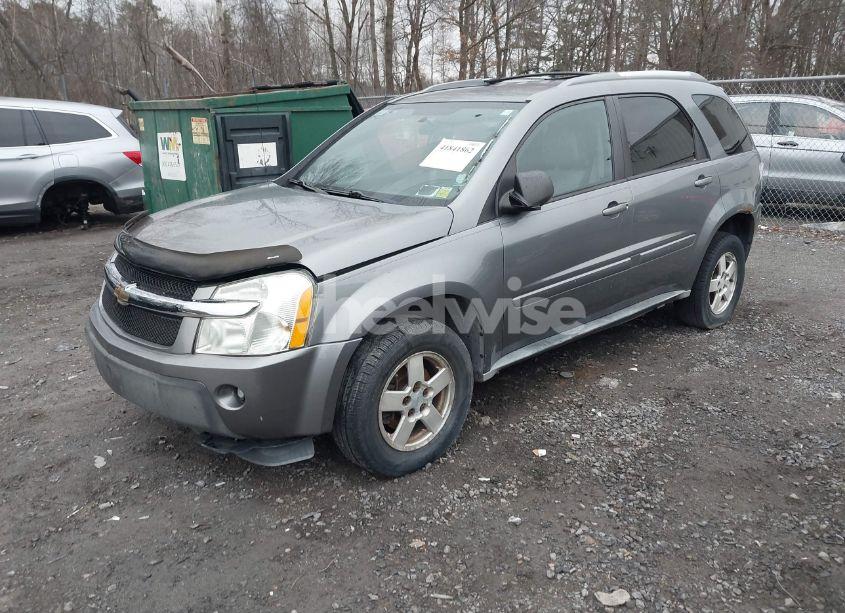 Photo 2 of 2005 Chevrolet Equinox LT (VIN 2CNDL73F356099571)