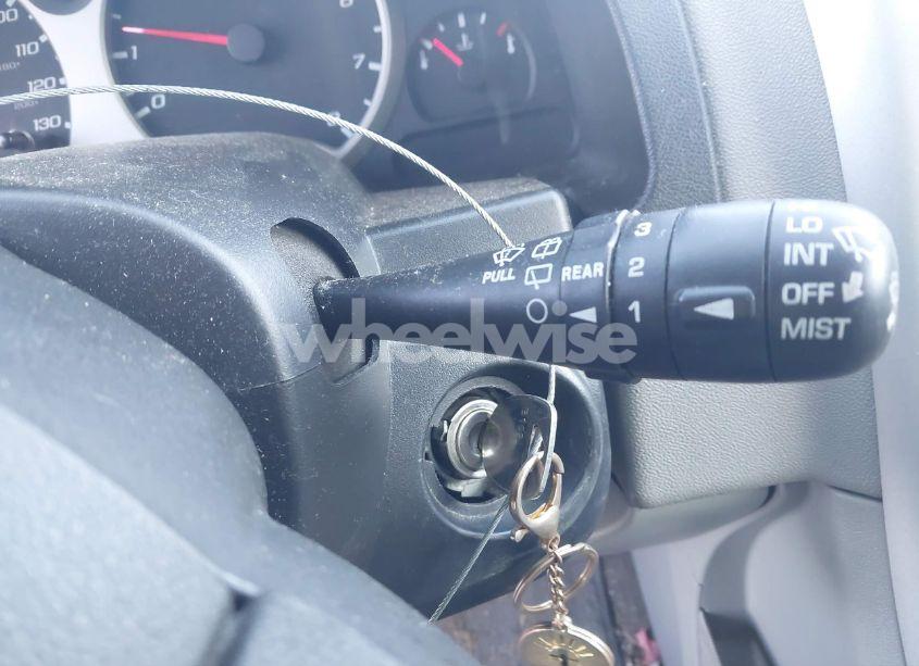 Photo 11 of 2005 Chevrolet Equinox LT (VIN 2CNDL73F356143004)