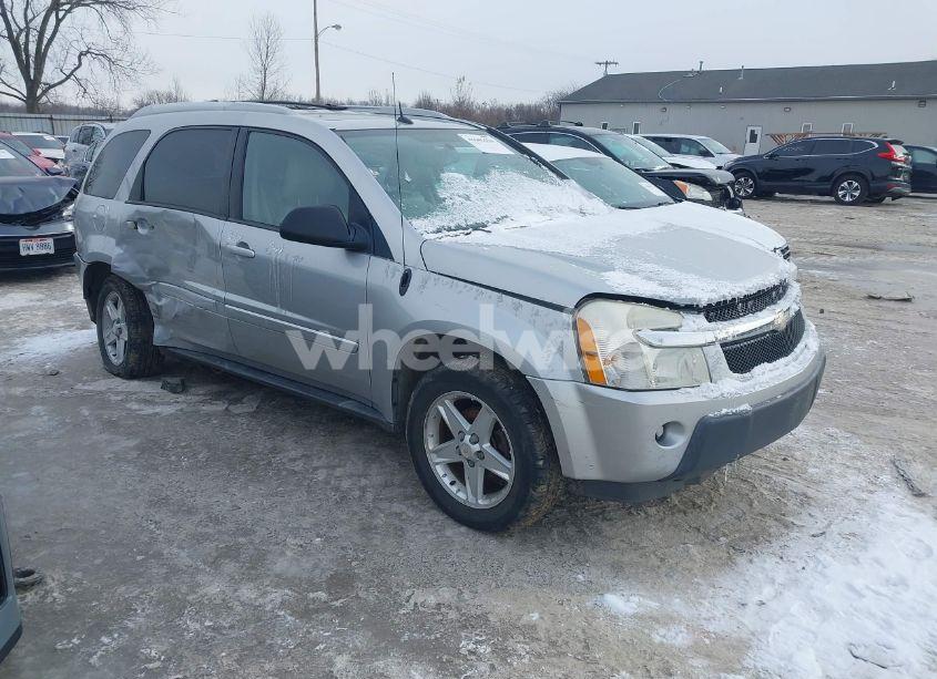 2005 Chevrolet Equinox LT (VIN 2CNDL73F456181373) main photo