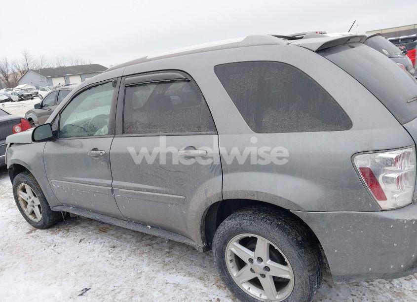 Photo 15 of 2005 Chevrolet Equinox LT (VIN 2CNDL73F556099135)
