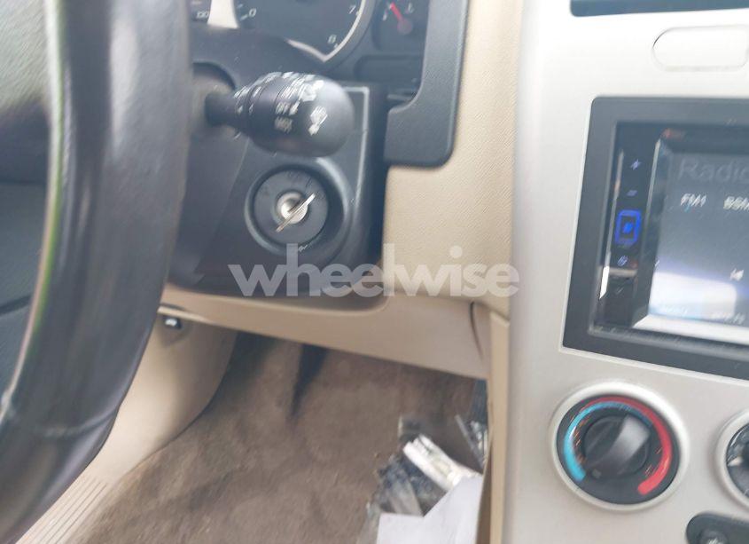 Photo 11 of 2005 Chevrolet Equinox LT (VIN 2CNDL73F556126172)