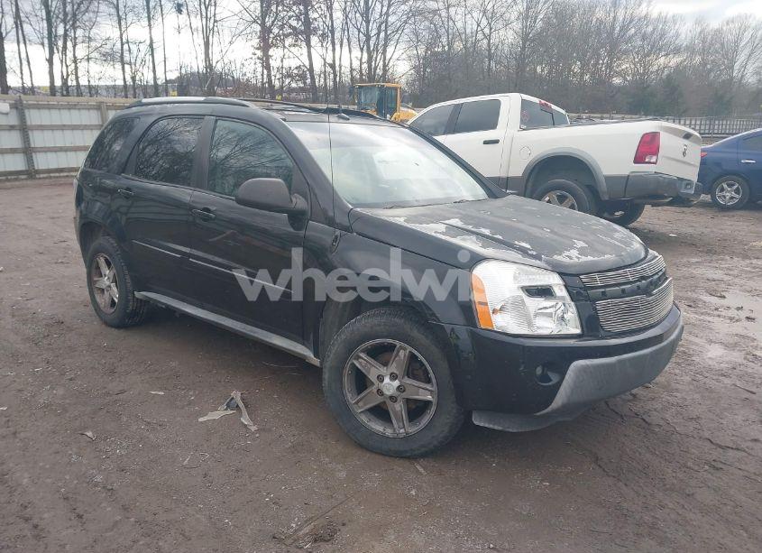 2005 Chevrolet Equinox LT (VIN 2CNDL73F556155204) main photo