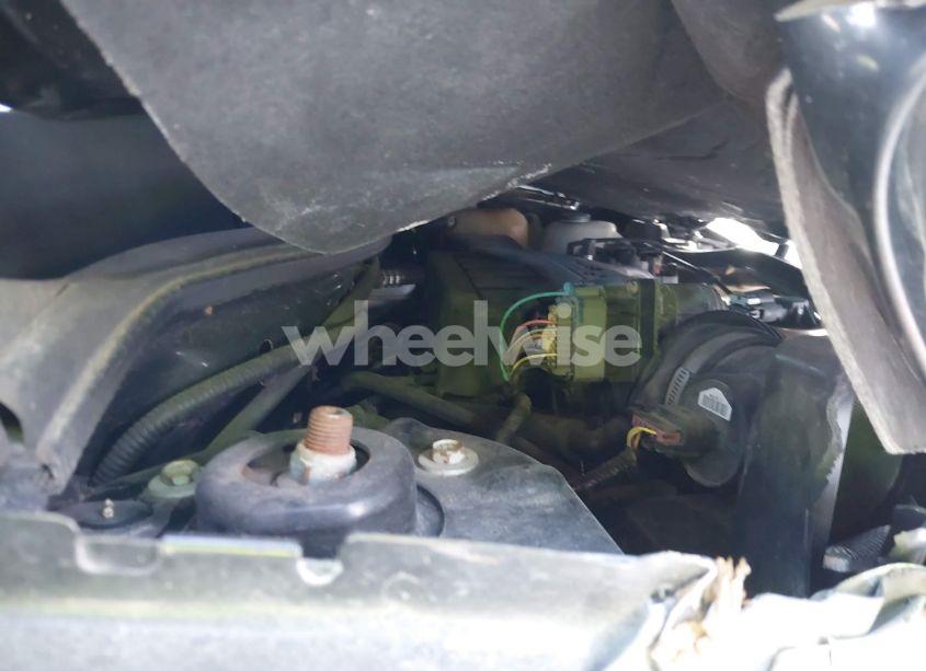 Photo 10 of 2005 Chevrolet Equinox LT (VIN 2CNDL73F556195413)