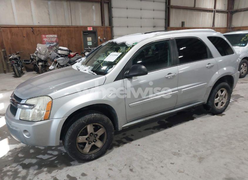 Photo 2 of 2005 Chevrolet Equinox LT (VIN 2CNDL73F756005305)