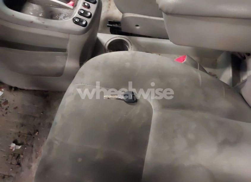 Photo 11 of 2005 Chevrolet Equinox LT (VIN 2CNDL73F856040208)