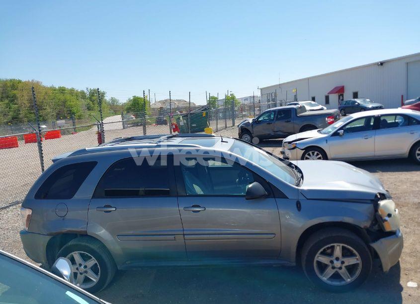 Photo 13 of 2005 Chevrolet Equinox LT (VIN 2CNDL73F856105929)