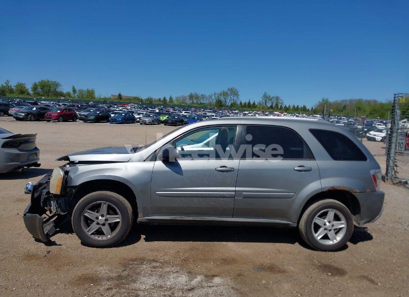 Photo 14 of 2005 Chevrolet Equinox LT (VIN 2CNDL73F856105929)