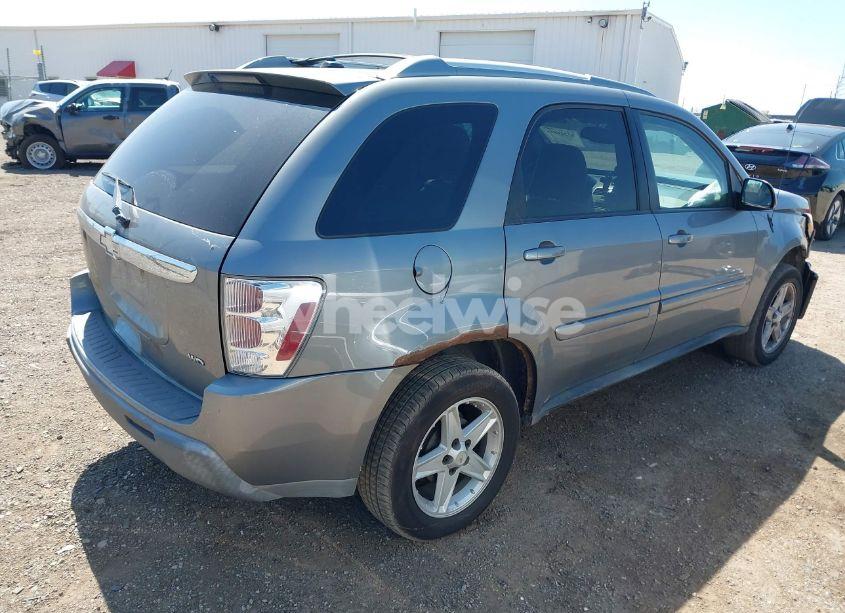 Photo 4 of 2005 Chevrolet Equinox LT (VIN 2CNDL73F856105929)