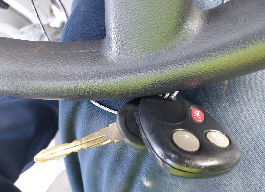 Photo 11 of 2005 Chevrolet Equinox LT (VIN 2CNDL73F856157397)