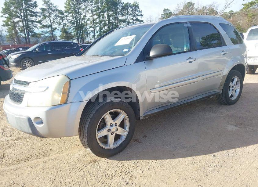 Photo 2 of 2005 Chevrolet Equinox LT (VIN 2CNDL73FX56034782)