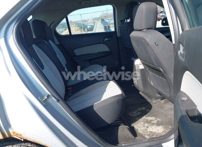 Photo 8 of 2011 Chevrolet Equinox LS (VIN 2CNFLCEC0B6323489)