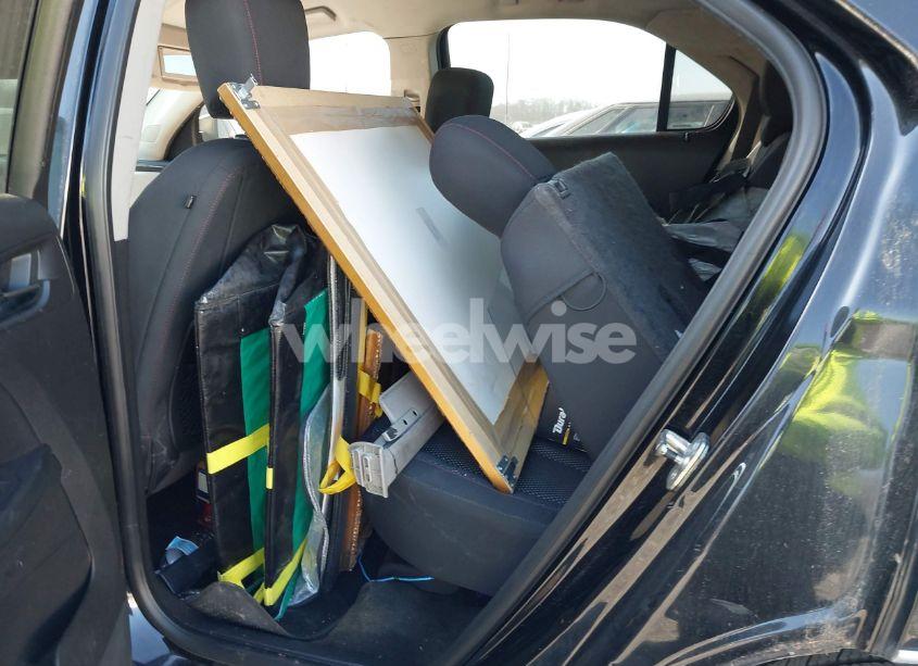 Photo 8 of 2011 Chevrolet Equinox LS (VIN 2CNFLCEC1B6249130)