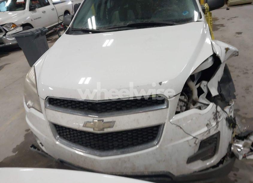 Photo 12 of 2011 Chevrolet Equinox LS (VIN 2CNFLCEC1B6446248)