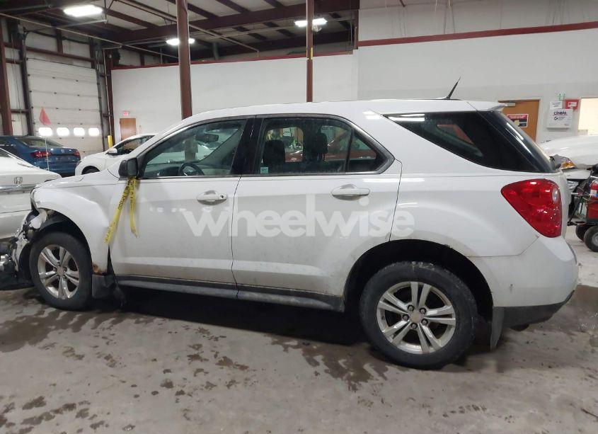 Photo 14 of 2011 Chevrolet Equinox LS (VIN 2CNFLCEC1B6446248)