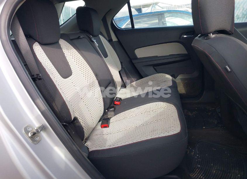 Photo 8 of 2011 Chevrolet Equinox LS (VIN 2CNFLCEC3B6207798)